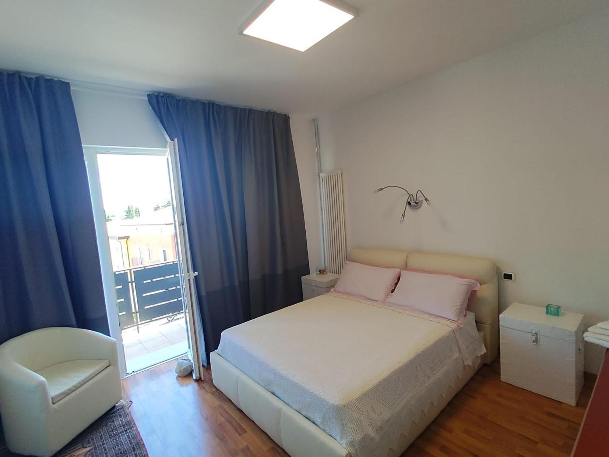 Garda 33 Caprino Veronese Apartment Room photo